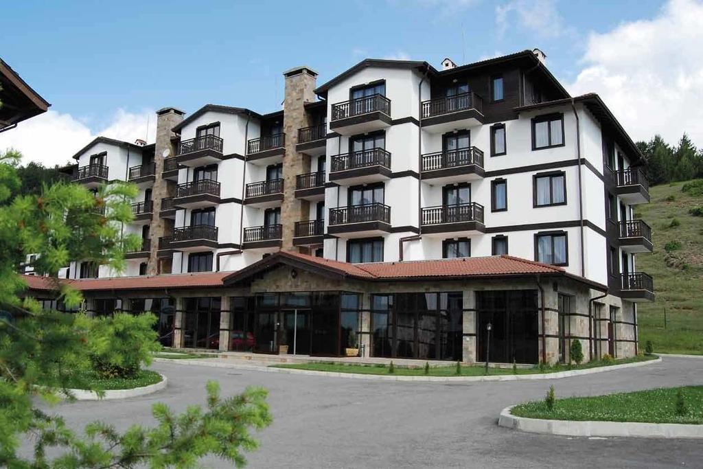 Three Mountains Penthouse Apartment 647 Razlog Room photo
